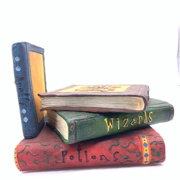 Harry Potter Sorting Hat And Books Collection Set - Picture 5 of 16